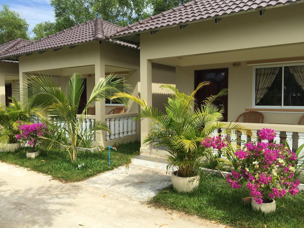 Hotel The Moonflower Bungalow Preăh Sihanŭk Zewnętrze zdjęcie