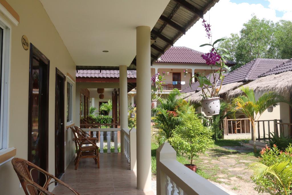 Hotel The Moonflower Bungalow Preăh Sihanŭk Zewnętrze zdjęcie