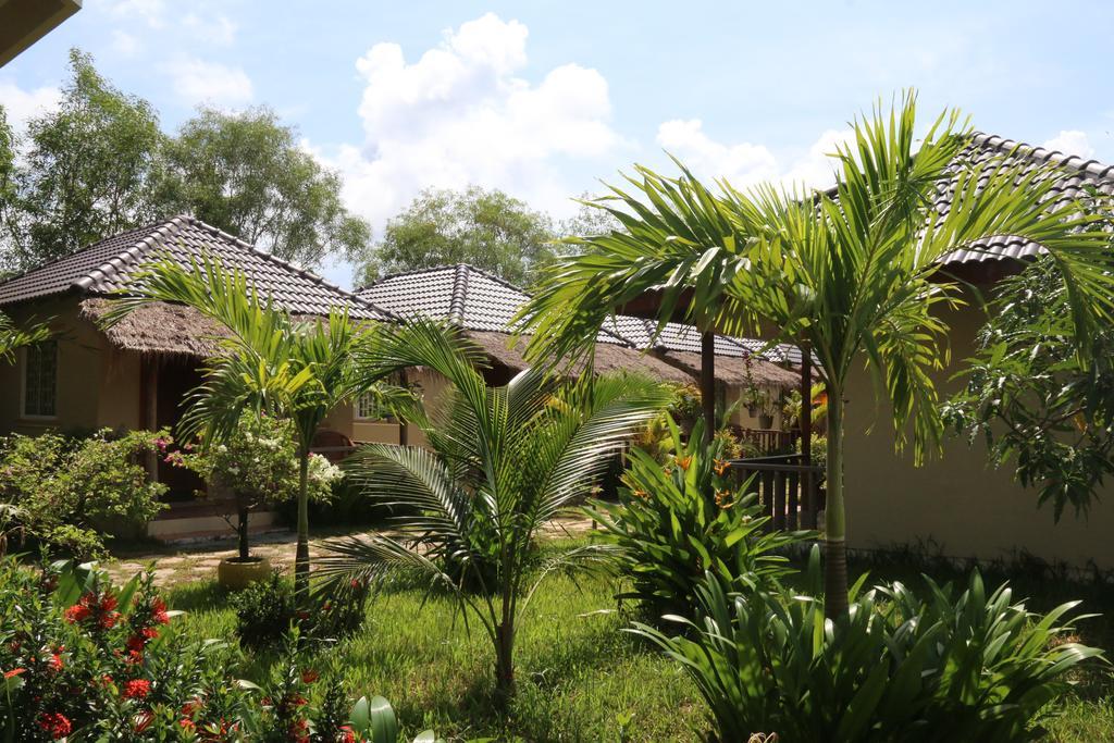 Hotel The Moonflower Bungalow Preăh Sihanŭk Zewnętrze zdjęcie