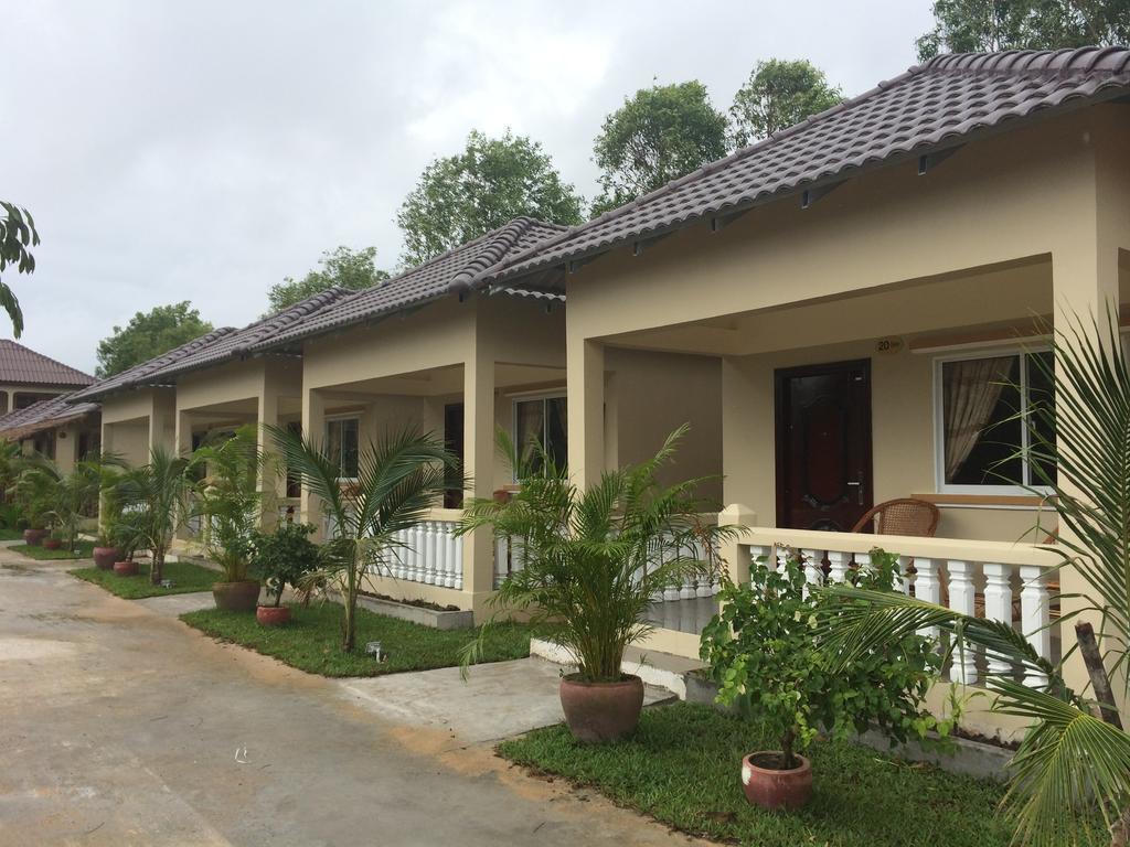 Hotel The Moonflower Bungalow Preăh Sihanŭk Zewnętrze zdjęcie