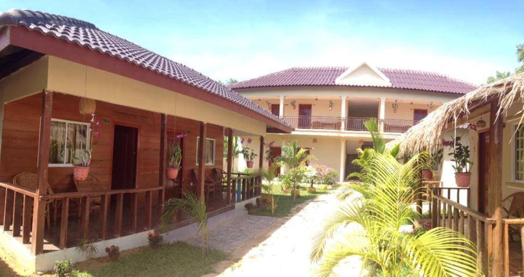 Hotel The Moonflower Bungalow Preăh Sihanŭk Zewnętrze zdjęcie