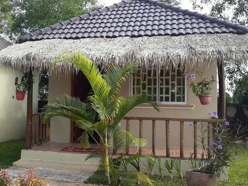 Hotel The Moonflower Bungalow Preăh Sihanŭk Zewnętrze zdjęcie