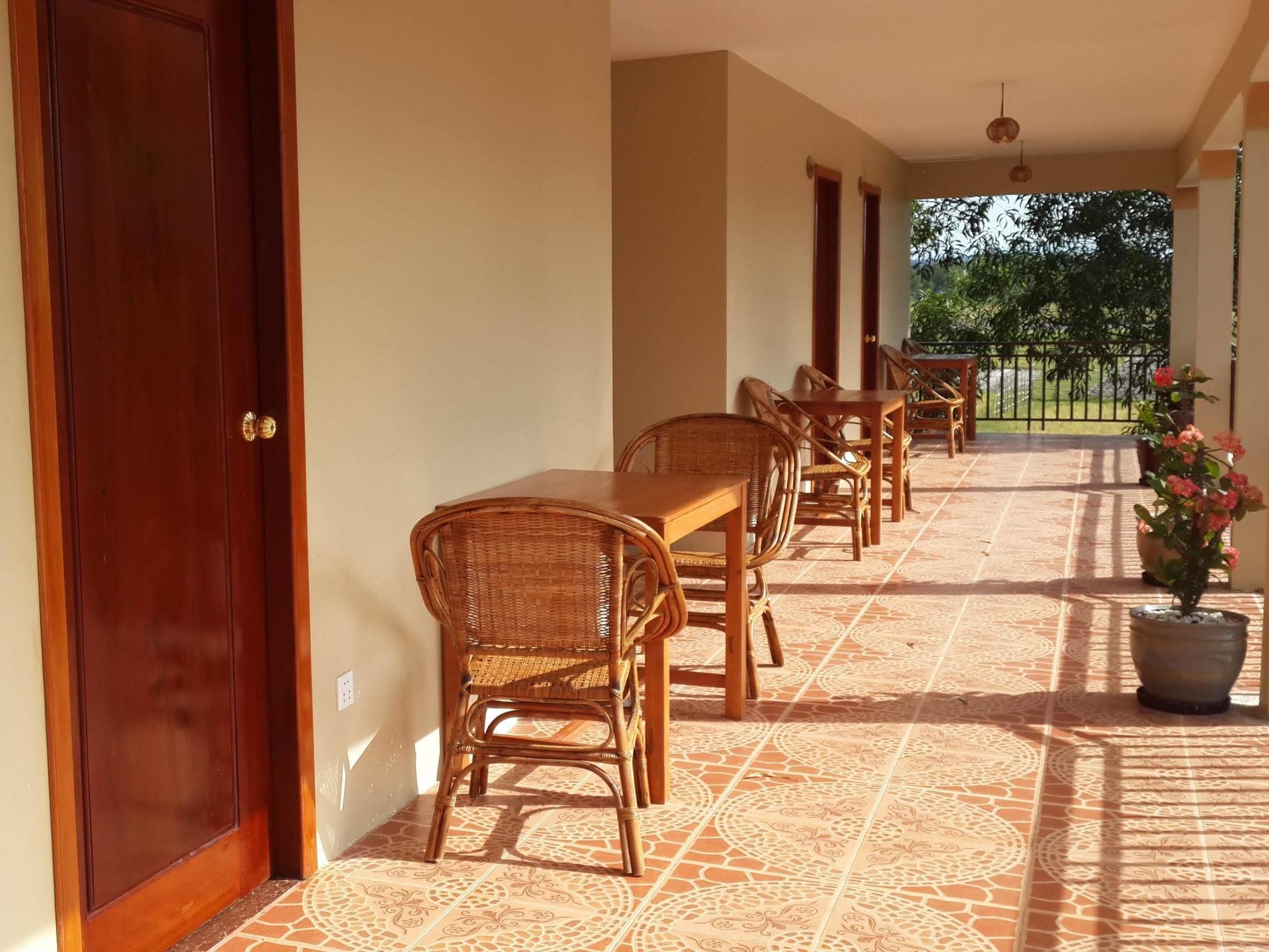 Hotel The Moonflower Bungalow Preăh Sihanŭk Zewnętrze zdjęcie